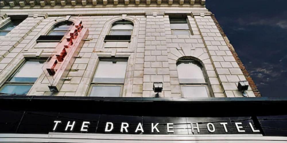 The Drake Hotel Торонто Екстериор снимка