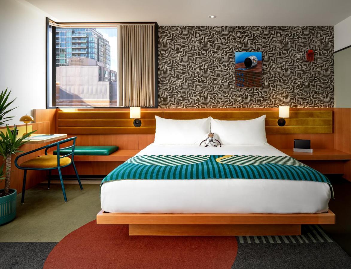 The Drake Hotel Торонто Екстериор снимка