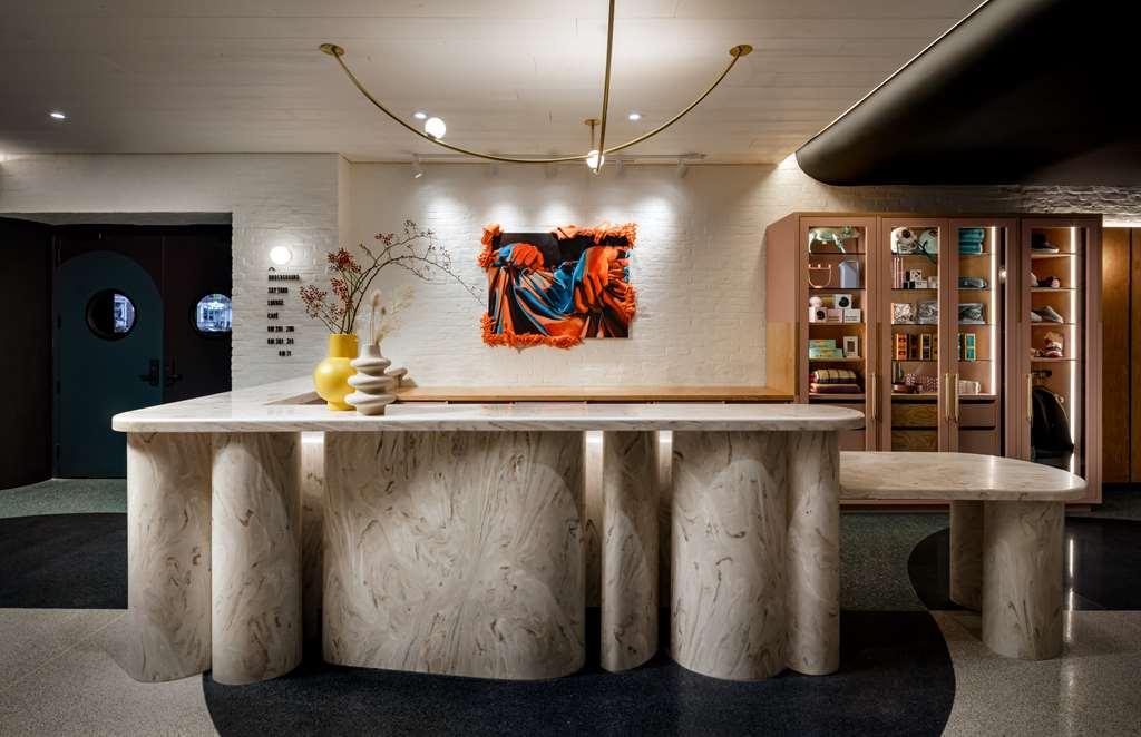The Drake Hotel Торонто Интериор снимка