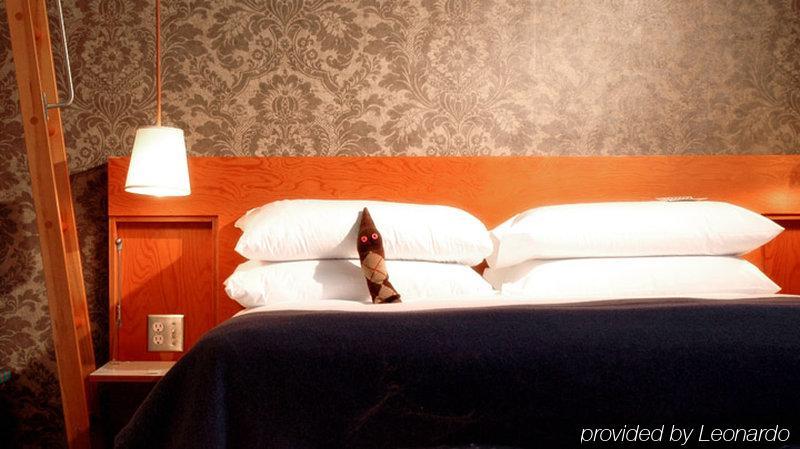 The Drake Hotel Торонто Екстериор снимка